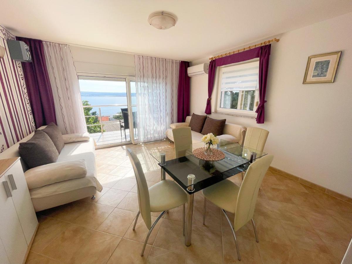 Apartment Nika 2 Dramalj Luaran gambar