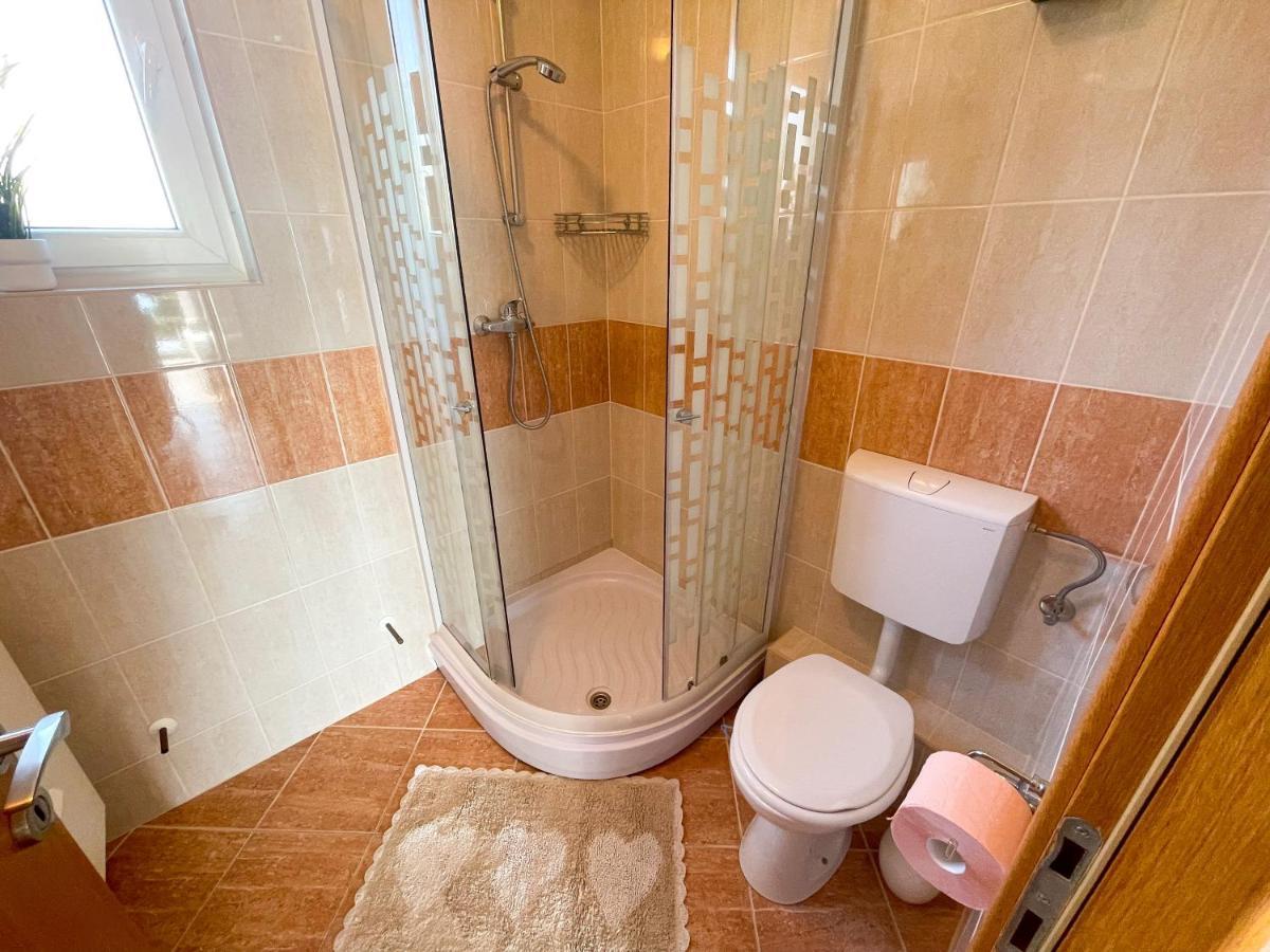 Apartment Nika 2 Dramalj Luaran gambar